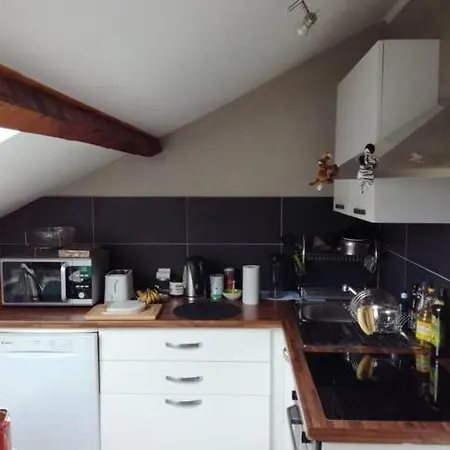 -- Le Sanctuaire, A 50 Metres De La Gare -- Habitación en casa particular Annecy